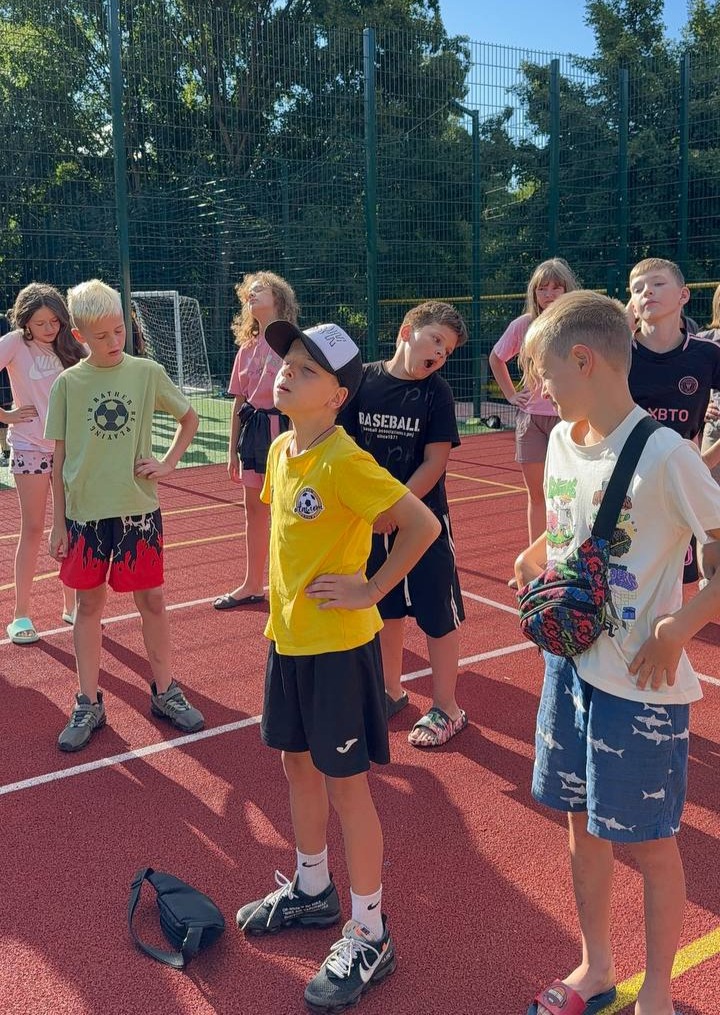 Табірний ранок очима дитини