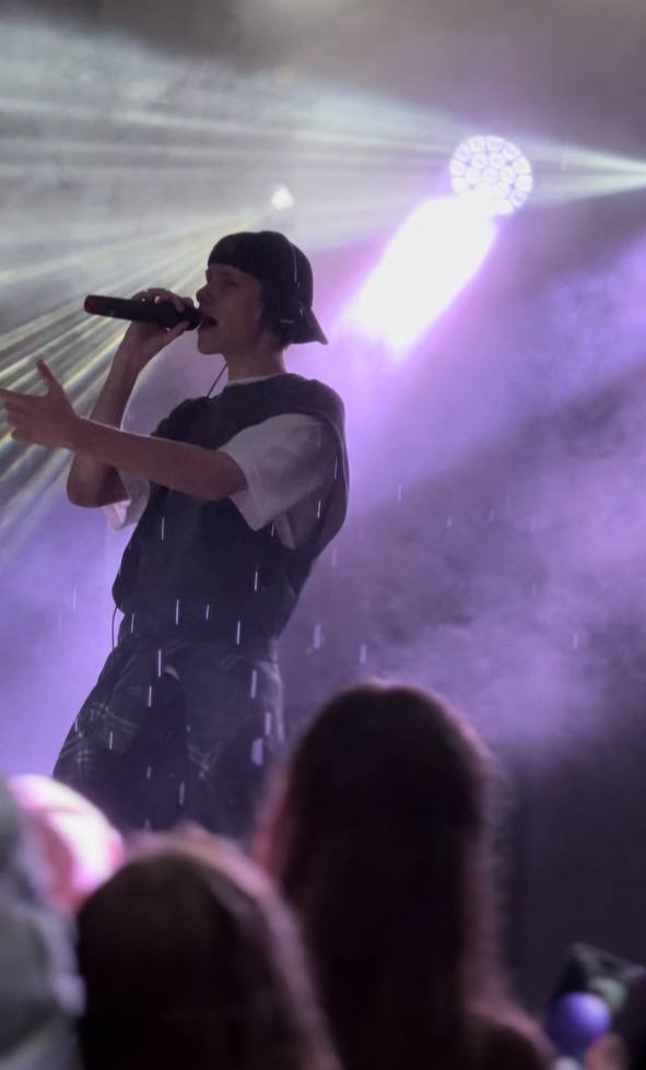 Фінал виступу на сцені